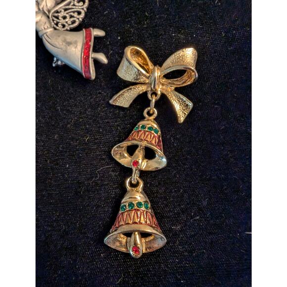 Lot of Seven Vintage Christmas Pins - Picture 9 of 10